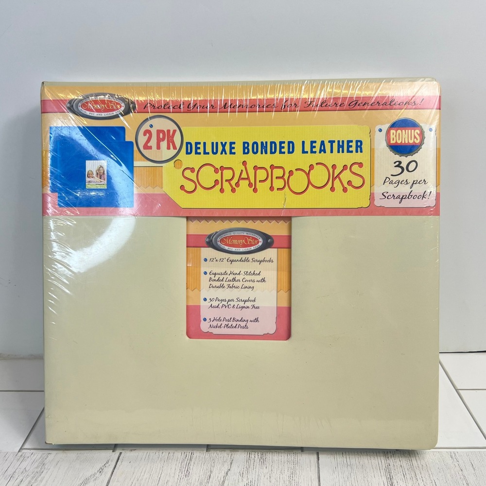 MemoryStor Deluxe Bonded Leather Scrapbooks 2 Pack 12x12 Expandable